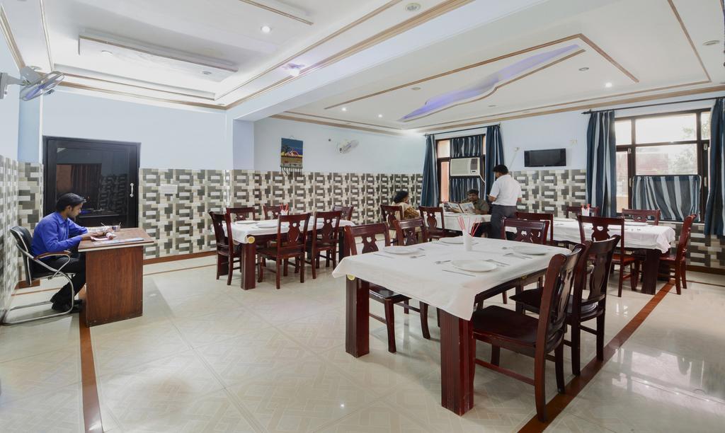 Fabhotel Prashant Palace Mysore Exterior foto