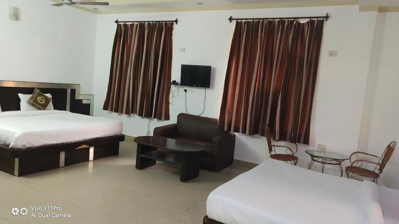 Fabhotel Prashant Palace Mysore Exterior foto