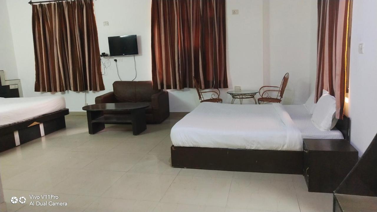 Fabhotel Prashant Palace Mysore Exterior foto